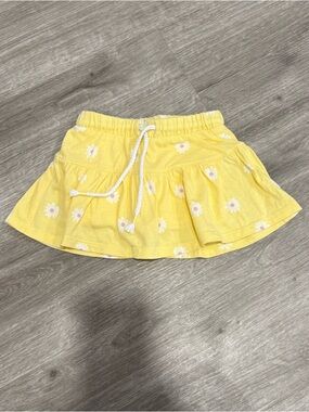 Cat & Jack Yellow Daisy Tiered Skort with Drawstring
